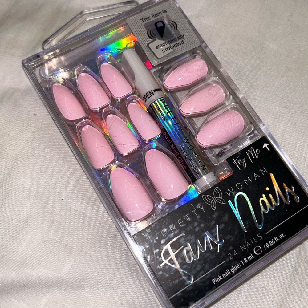 Faux Nails